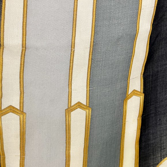 Sold on our website CHANEL Black Gray Cashmere Rectangular CC Logo Fringe Scarf - Picture 9 of 13